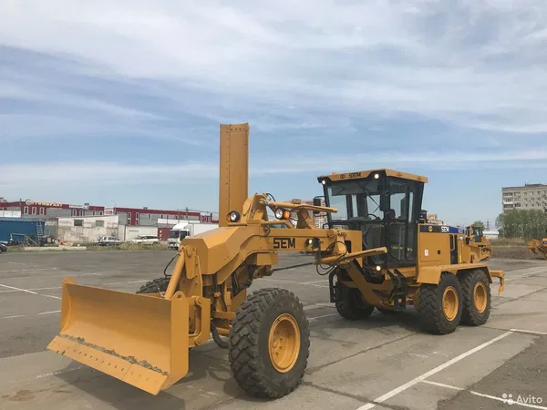 Автогрейдер SEM 922 AWD