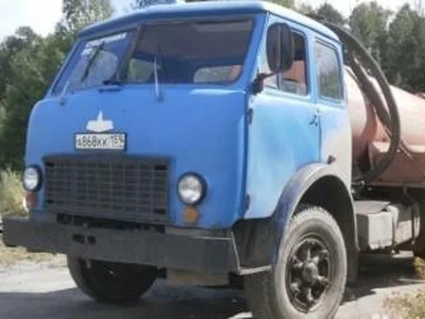 Ассенизатор МАЗ 5335