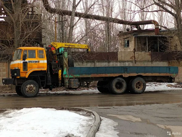 Бортовой грузовик с КМУ Mitsubishi Fuso Super Great