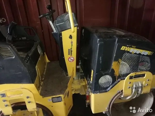 Тротуарный каток Bomag BW900-50