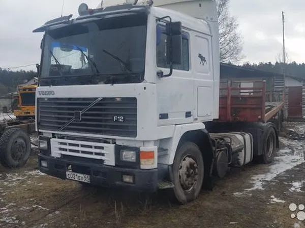 Седельный тягач Volvo F 12
