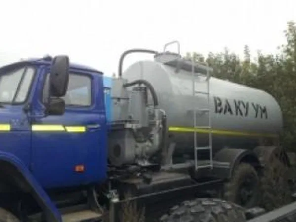 Ассенизатор УРАЛ 4320