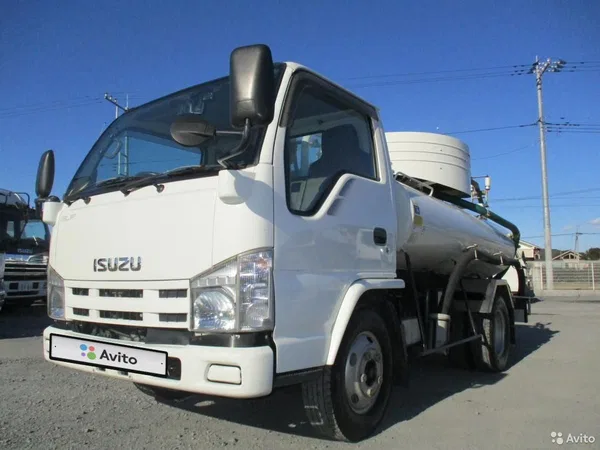 Ассенизатор Isuzu ELF