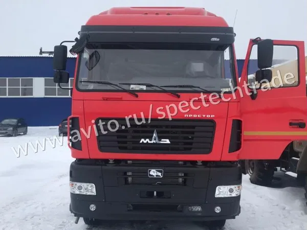 Седельный тягач МАЗ 6430C9-570-012