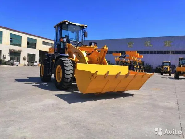 Фронтальный погрузчик Fukai ZL30
