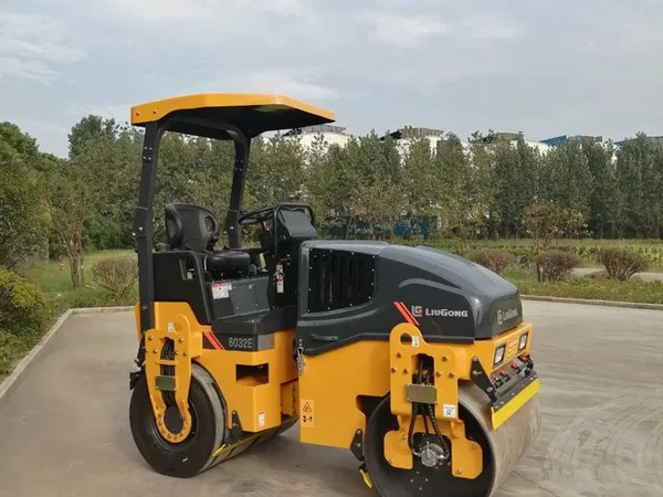 Комбинированный каток LiuGong CLG6032E