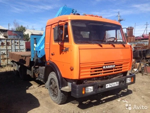 Бортовой грузовик с КМУ КамАЗ