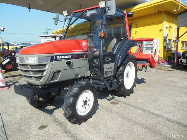 Трактор Yanmar