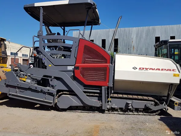 Асфальтоукладчик Dynapac SD2500С