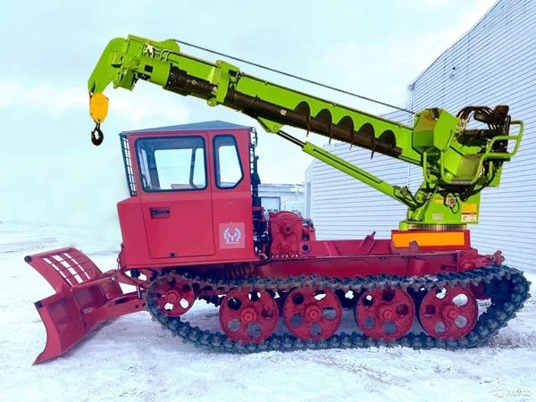 Бурильно-крановая машина Vector V1210 на базе Онежец ТДТ-55
