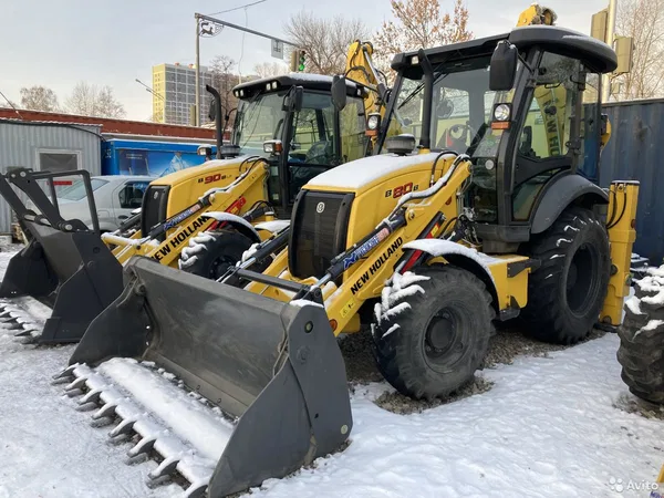 Экскаватор-погрузчик New Holland B80B