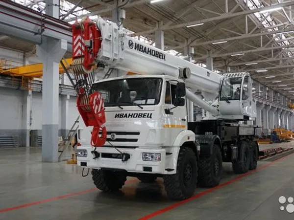 Автокран Ивановец КС-55735-6