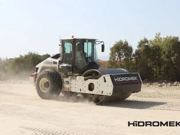 Грунтовый каток Hidromek HMK 130CS