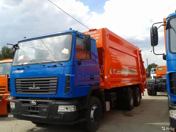 Мусоровоз РАРЗ МК-3546-10 на шасси МАЗ 6312