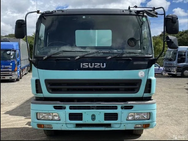 Илосос Isuzu Giga Tank Lorry