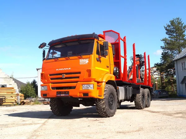 Сортиментовоз КамАЗ 43118