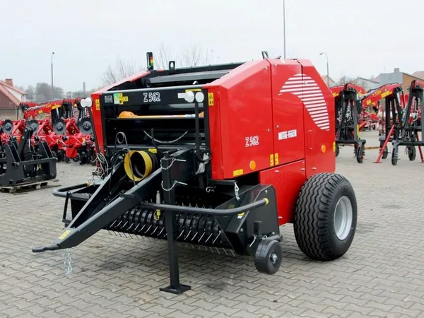 Пресс-подборщик Metal-Fach Z562