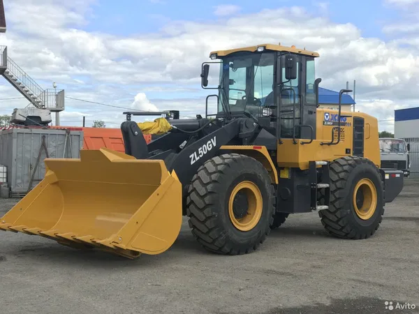 Фронтальный погрузчик XCMG ZL50GV