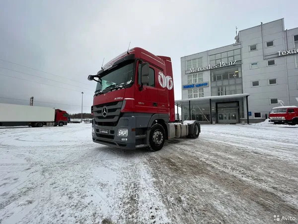 Седельный тягач Mercedes-Benz Actros 1844LS