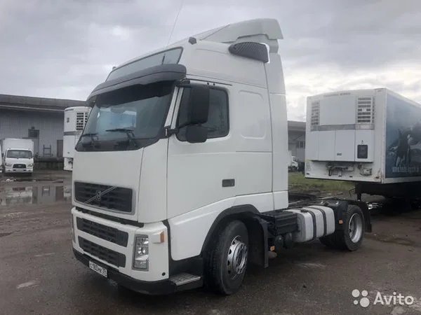 Седельный тягач Volvo FH-12