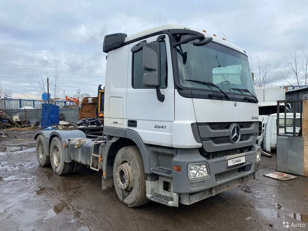 Седельный тягач Mercedes-Benz Actros 2641LS