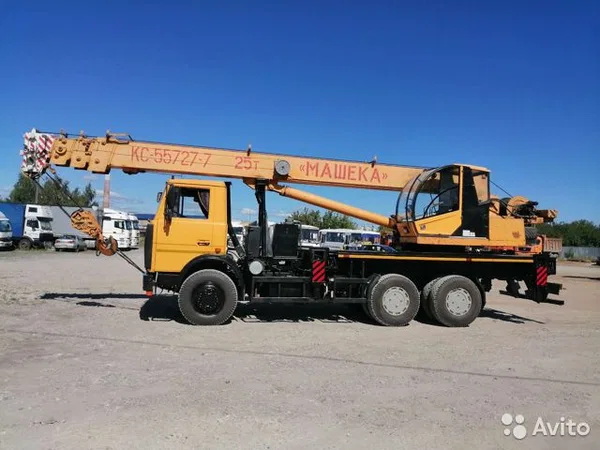 Автокран Машека КС-55727-7 на шасси МАЗ
