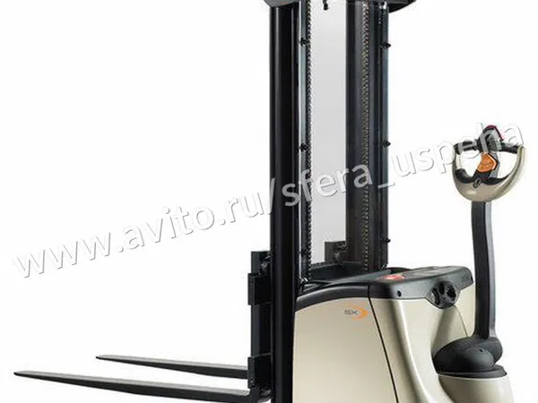 Штабелер Crown SX3000