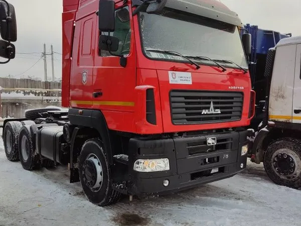 Седельный тягач МАЗ 643028-520-012