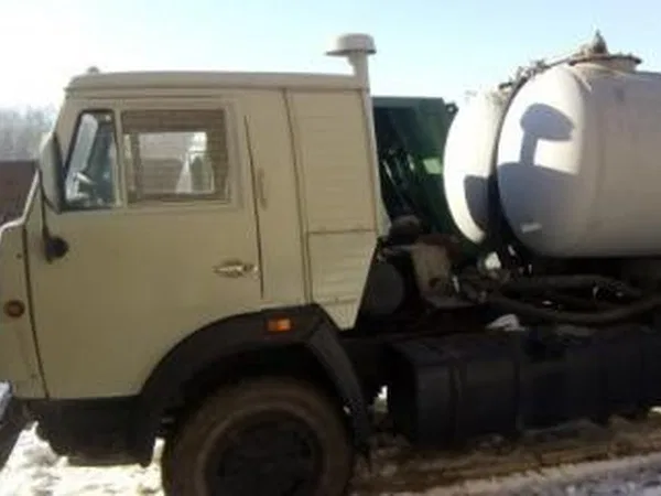 Ассенизатор КамАЗ 53212