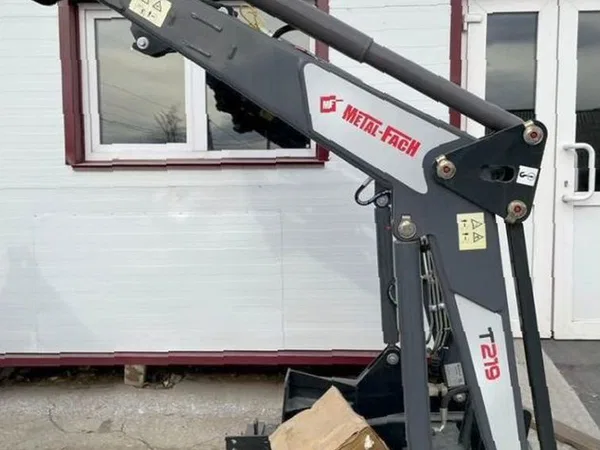 Навесной погрузчик (КУН) Metal-Fach T-219