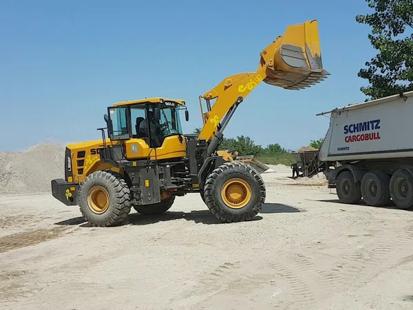 Фронтальный погрузчик SDLG/LinGong L956F