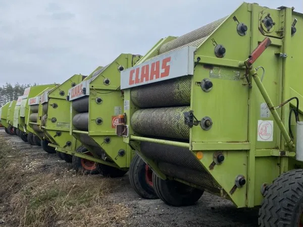Пресс-подборщик Claas Rollant 44S