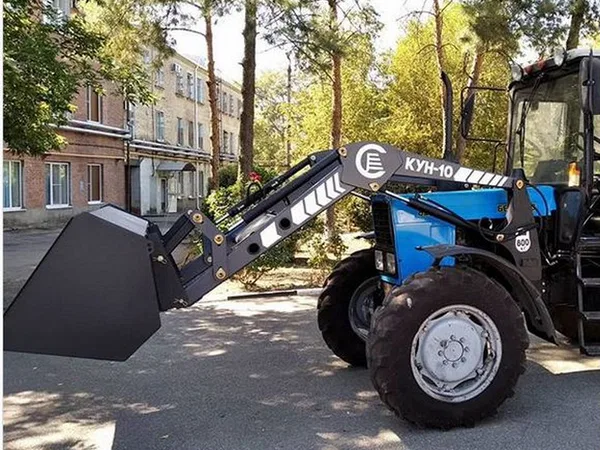 Навесной погрузчик (КУН) Сальсксельмаш КУН-10