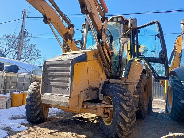 Экскаватор-погрузчик Caterpillar 428F2