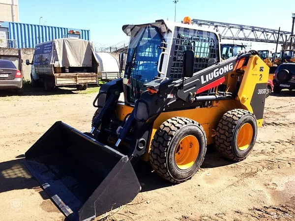 Мини-погрузчик LiuGong CLG385B