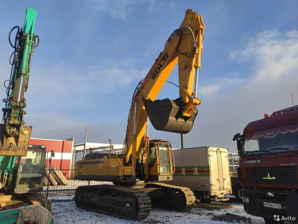 Гусеничный экскаватор SDLG LinGong E6500F