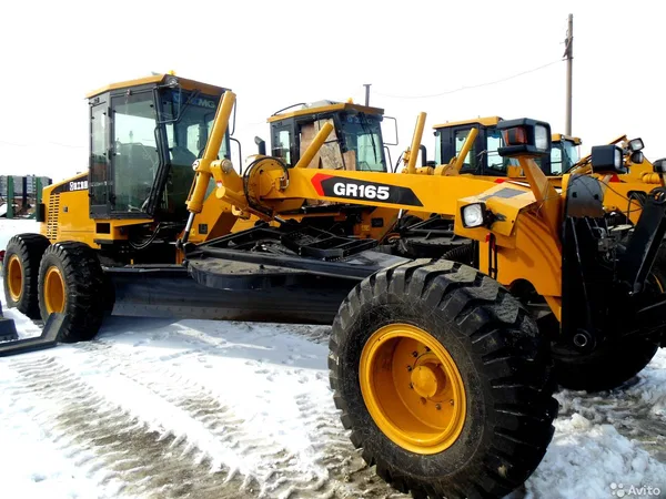 Автогрейдер XCMG GR165