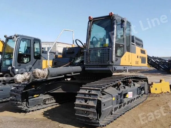 Гусеничный экскаватор XCMG XE490D