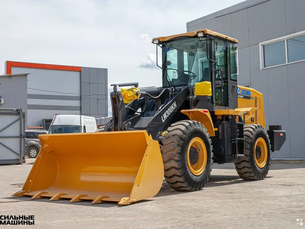 Фронтальный погрузчик XCMG LW330FN