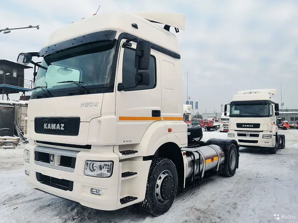 Седельный тягач КамАЗ 5490-80802-5P NEO 2