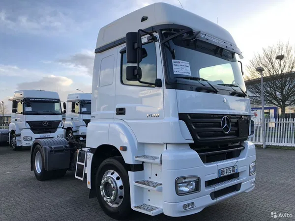 Седельный тягач Mercedes-Benz Axor