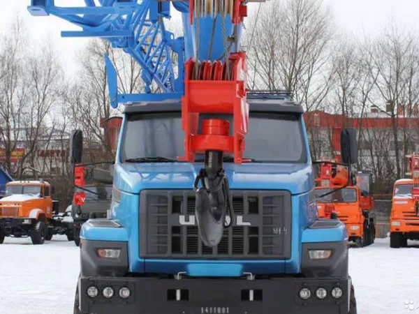 Автокран Клинцы ПКС-55713-5К-3 на шасси УРАЛ Next 4320