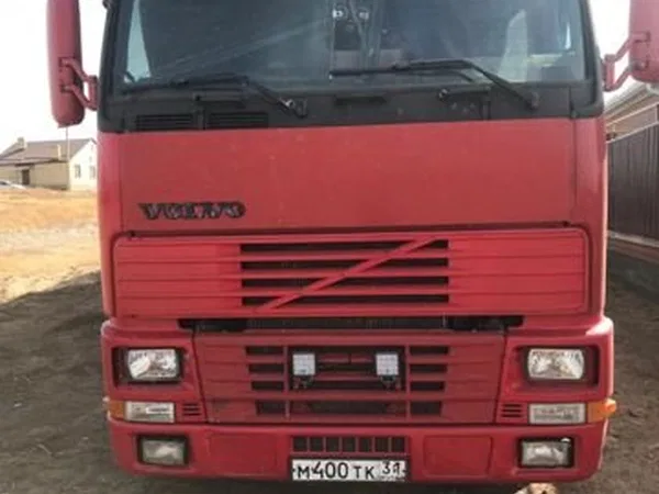 Седельный тягач Volvo 420