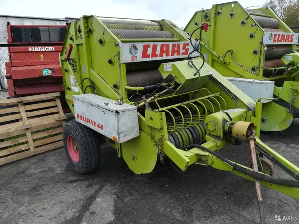 Пресс-подборщик Claas Rollant 44