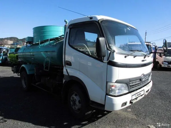 Ассенизатор Hino Dutro