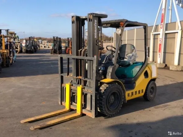 Вилочный погрузчик Komatsu FD30T-16