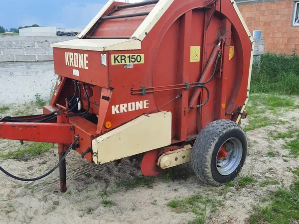 Пресс-подборщик Krone KR150