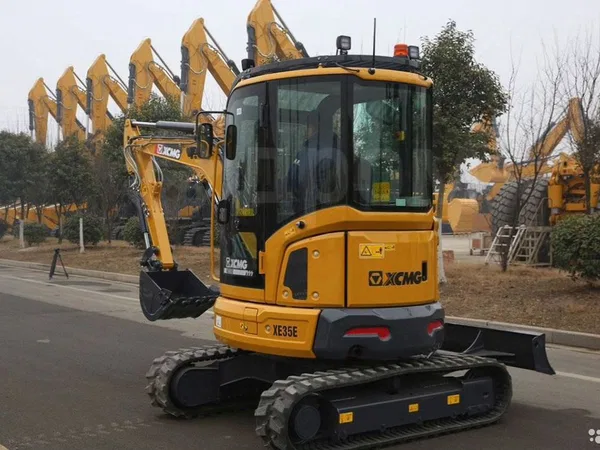 Мини-экскаватор XCMG XE35U