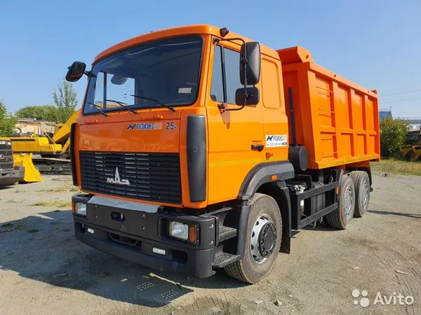 Самосвал МАЗ 551626-580-050
