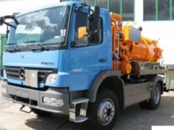 Илосос Mercedes-Benz 1322